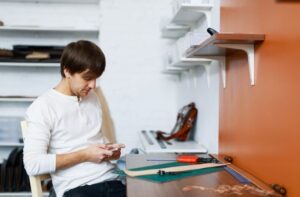 DIY Custom Cabinets vs. Hiring a Professional: Pros & Cons